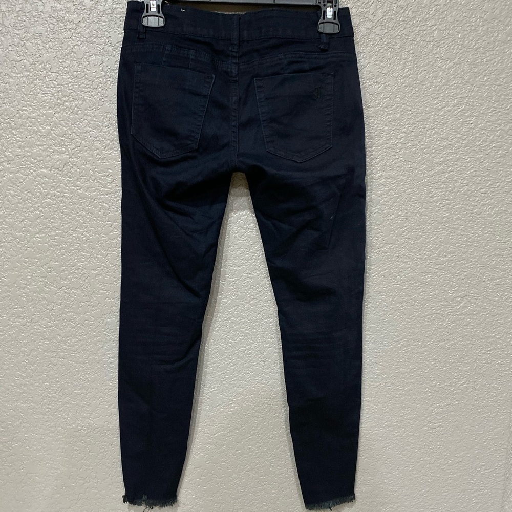 VIP Skinny ripped stretch black pants size 3/4 - Picture 4 of 9